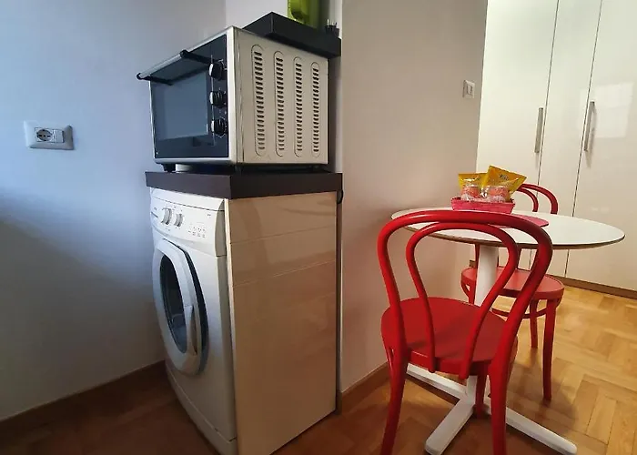 Coronari 28 Holiday Apartment